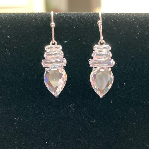 TOCARA. AMANDA. Necklace & Earring Set. DiAmi & Sterling Silver 16” + 2” - Picture 3 of 4